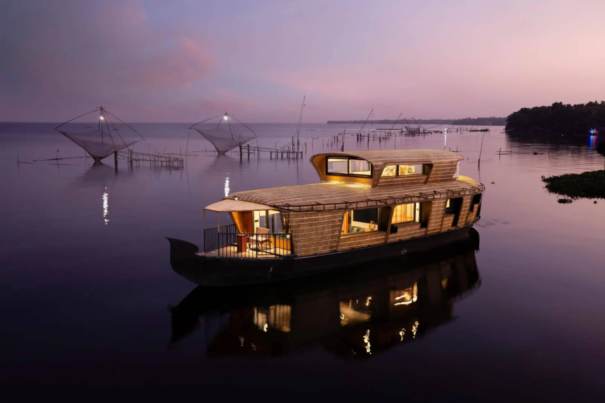 Image of houseboat, What to Expect on Your First Alleppey Houseboat Experience: